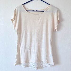 Ella Moss t-shirts. Size XS